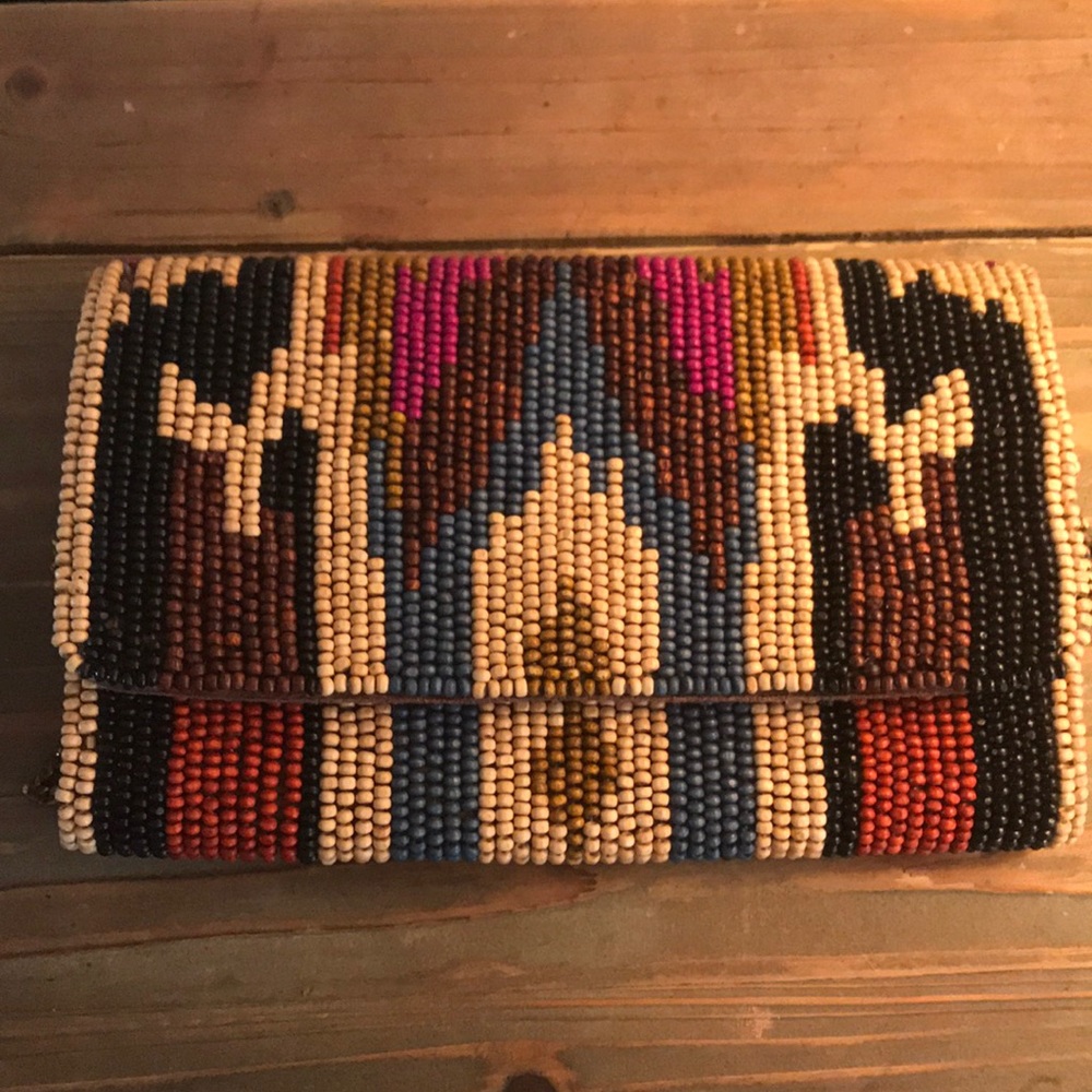 Moyna beaded bag